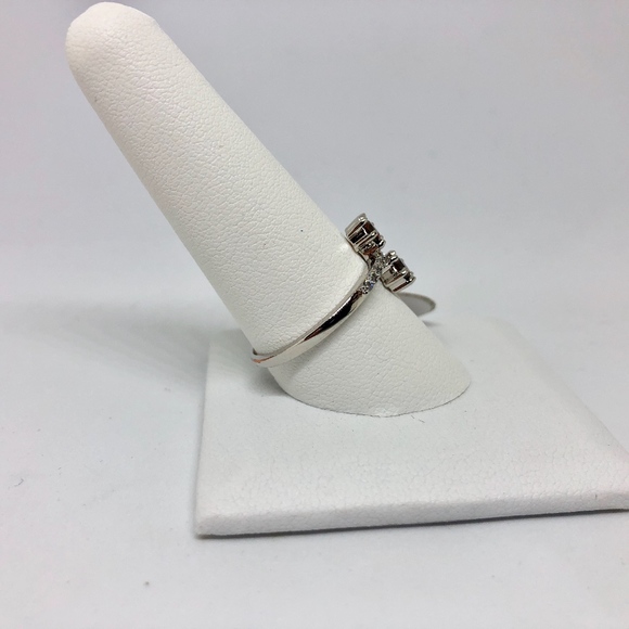 NWT Chocolate & Clear Simulated Diamond Ring, Silver Tone, Size 10 Dainty Ring - Picture 5 of 6